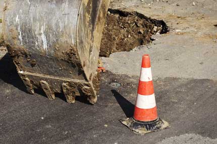 asphalt refinishing repaving and repair by hal's construction in Portland OR Gresham Beaverton Tualatin